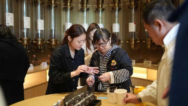 正大太阳河小镇打造国际旅居新标杆pg电子平台侨乡咖啡香溢自贸港(图3) 正大太阳河小镇打造国际旅居新标杆pg电子平台侨乡咖啡香溢自贸港(图3)